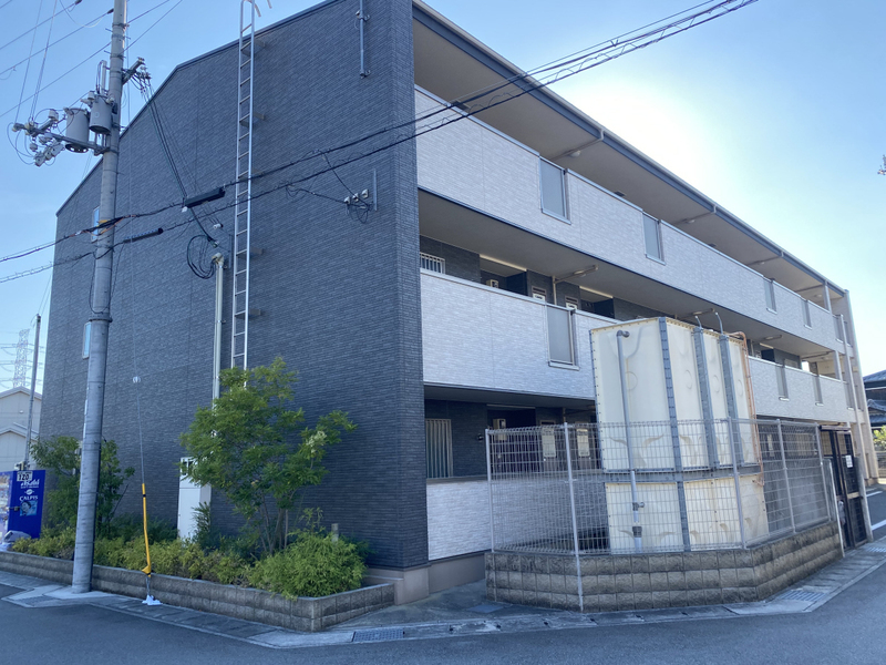 エムグレイスの物件外観写真