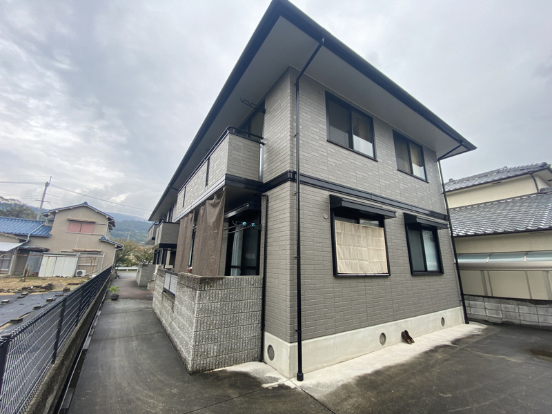 グレイス高山の物件外観写真