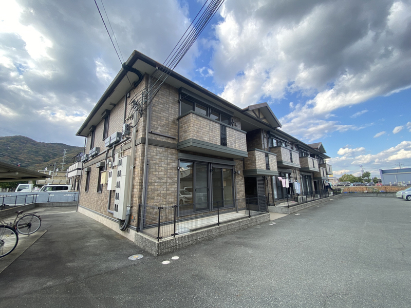 セジュール砥堀 A棟の物件外観写真