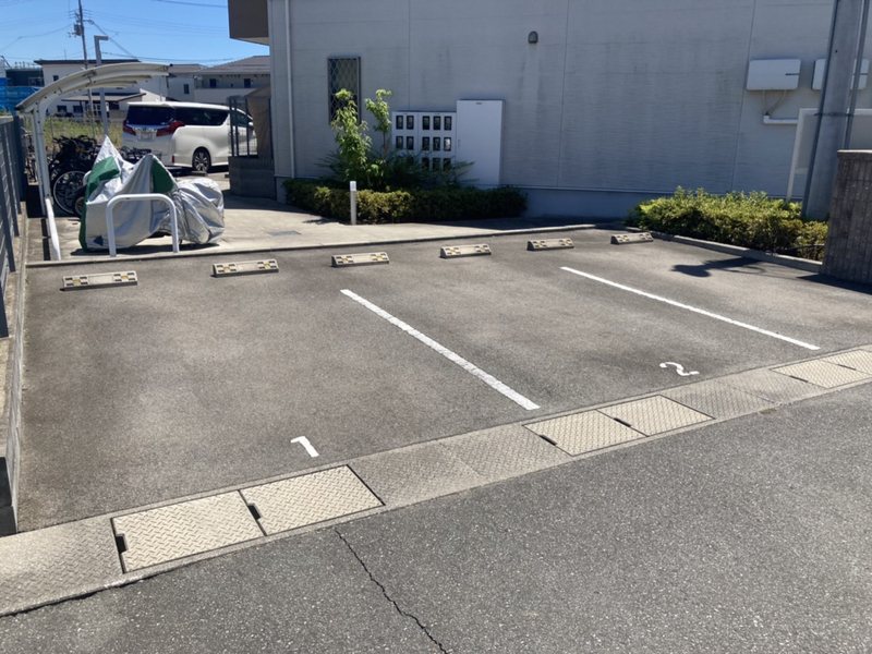 ラインハイトの物件外観写真