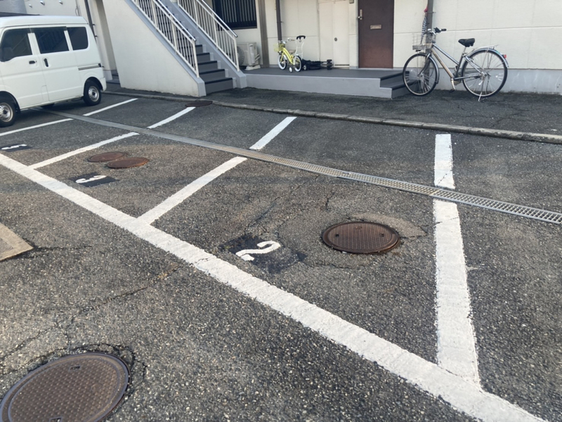 サンハイツ上滝野の物件外観写真