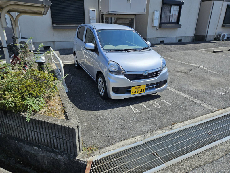エクセレントパレスA棟の物件外観写真