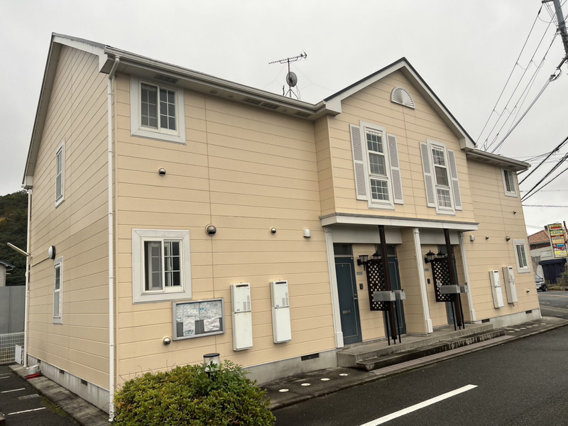 ラフィネロジュマンB棟の物件外観写真