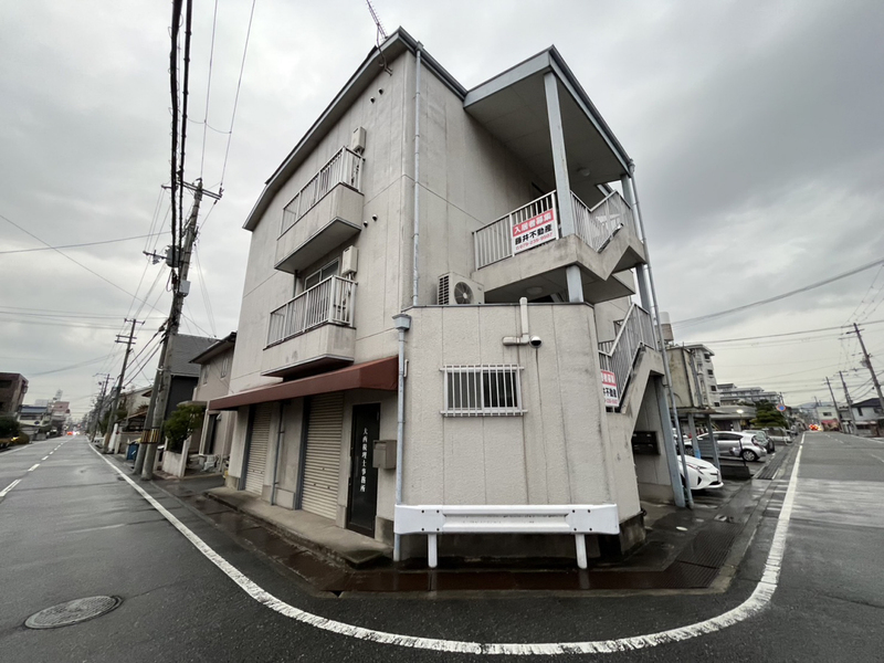 大西マンションの物件外観写真
