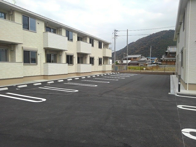 PLATA Ⅱの物件外観写真