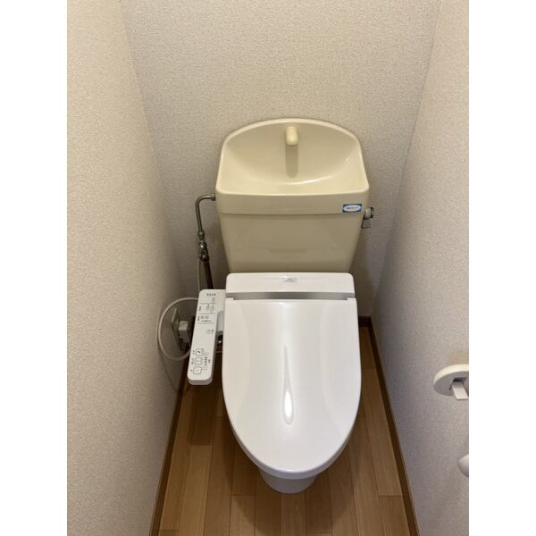 滝野社レジデンスの物件内観写真
