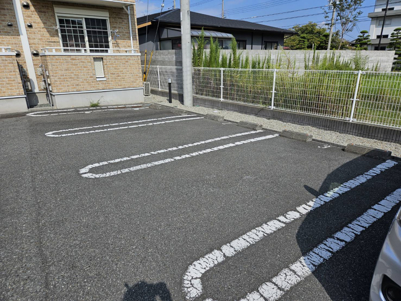 サンフローラBの物件外観写真