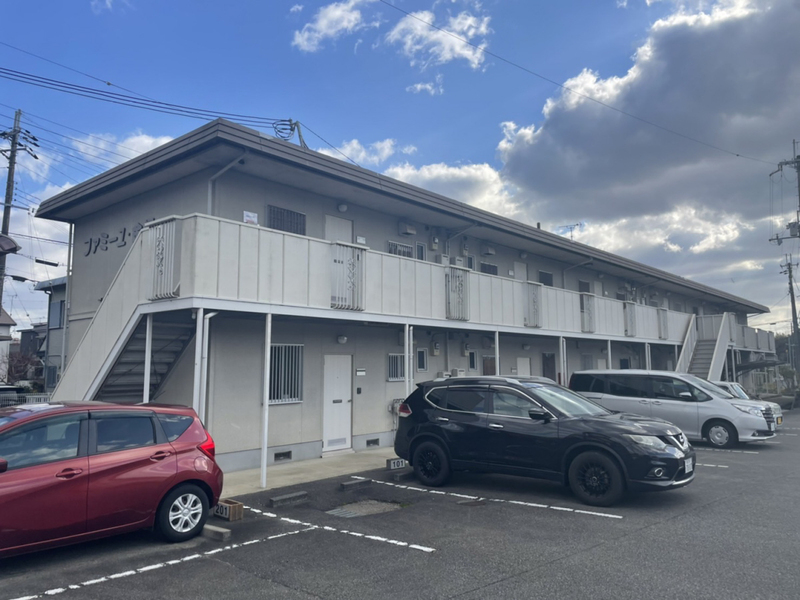 ファミーユ金澤の物件外観写真