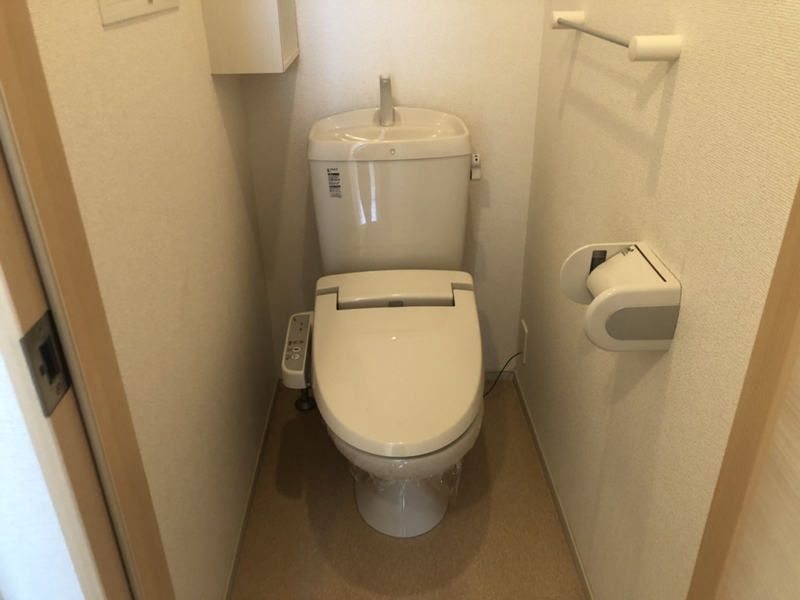 ヴィラ　グリチーネⅠの物件内観写真
