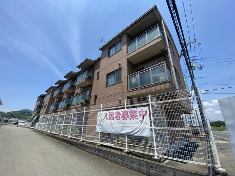 サンワプラザ福崎Sの物件外観写真