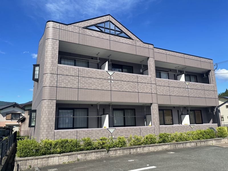 AZUREの物件外観写真