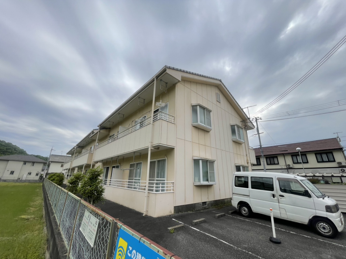 メゾン北山の物件外観写真