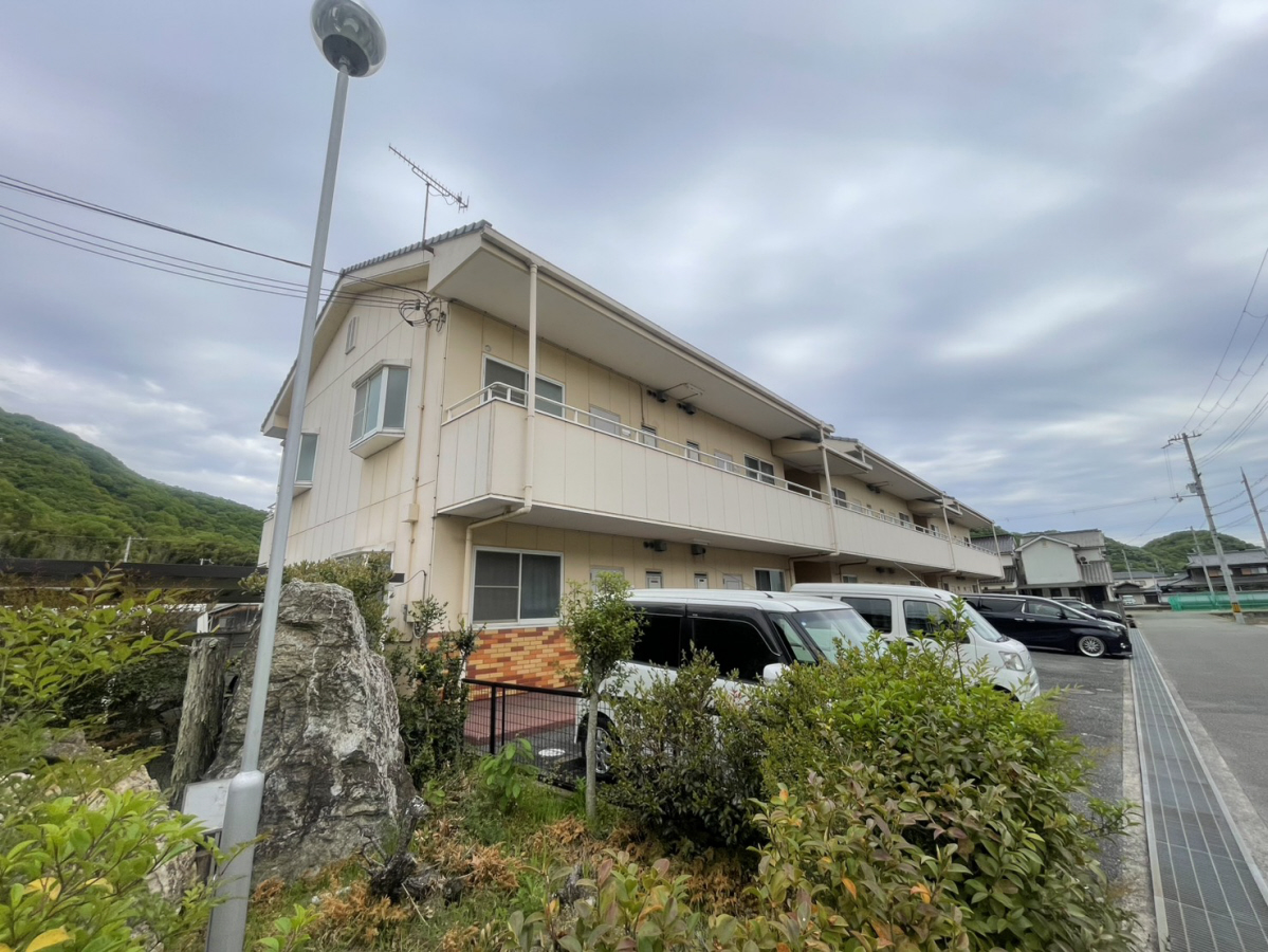 メゾン北山の物件外観写真