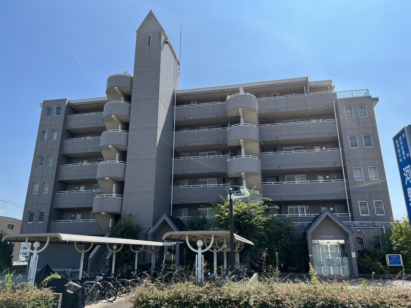 サンヒルズ岡田の物件外観写真