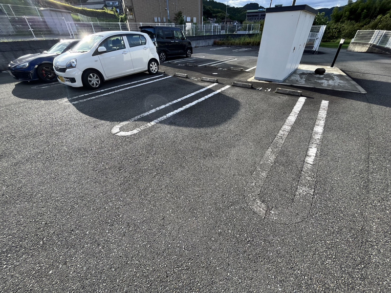 アボンデーレAの物件外観写真