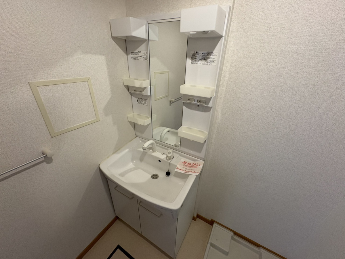 ラルジュ フォンテーヌⅣの物件内観写真