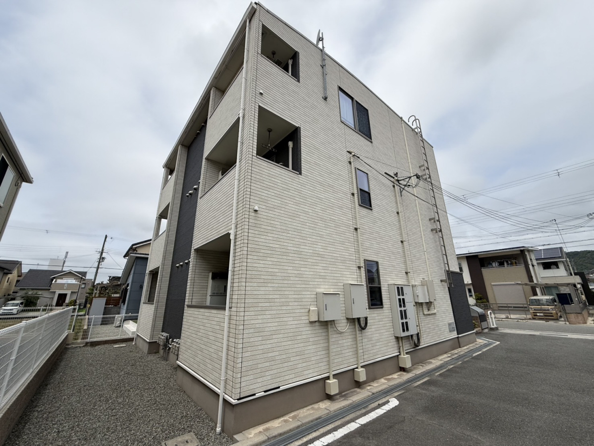 アーバンヒルズの物件外観写真