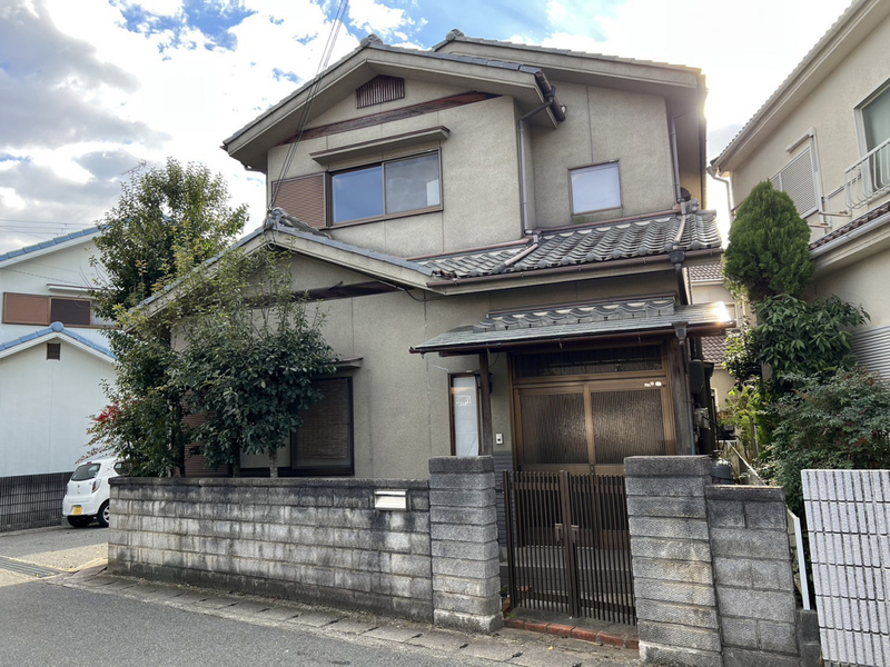 守時貸家の物件外観写真
