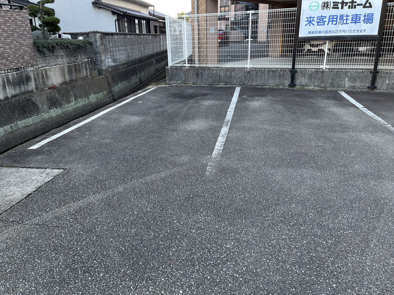 パレス西中島の物件外観写真
