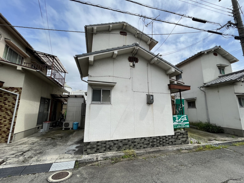 東今宿山名貸家の物件外観写真