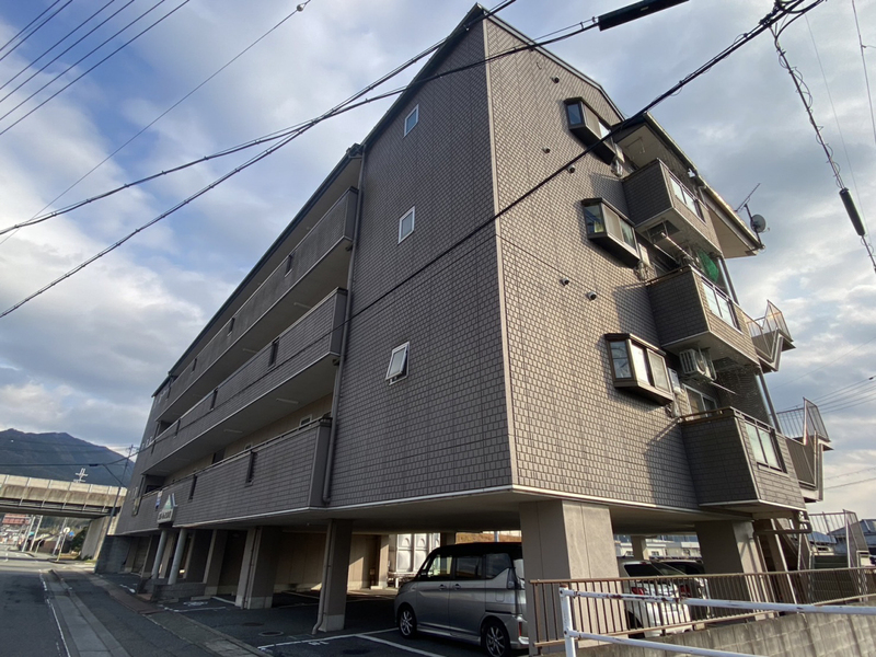 メトレス神崎の物件外観写真