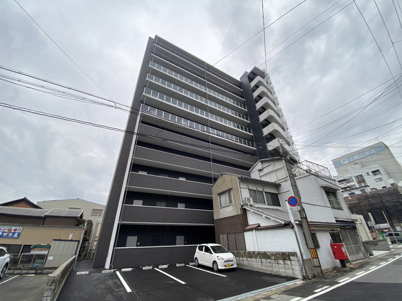 レジデンスh忍町の物件外観写真