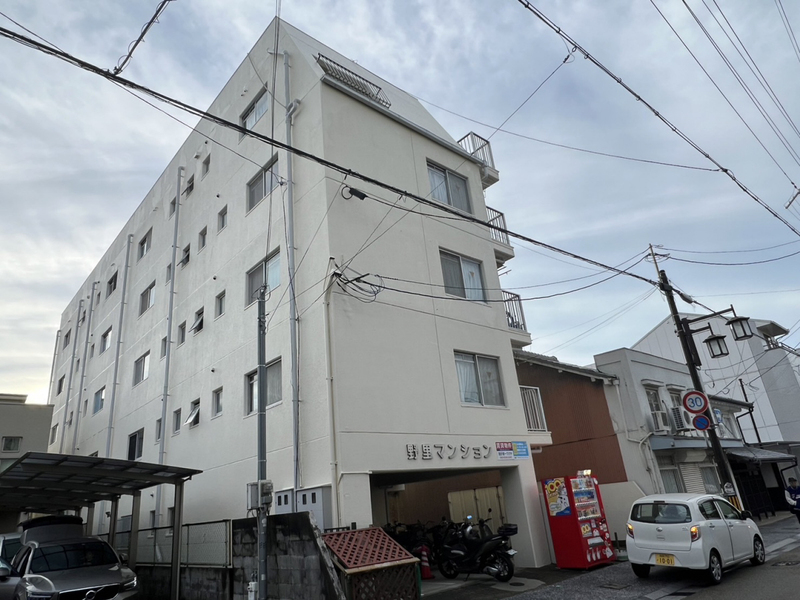野里マンションの物件外観写真