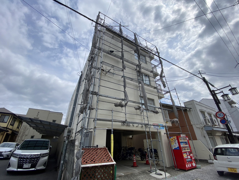 野里マンションの物件外観写真