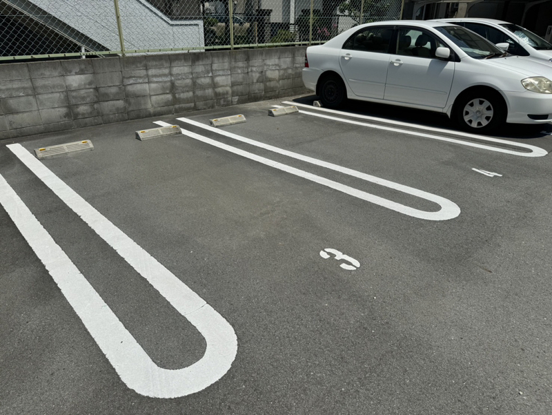 三宅マンションの物件外観写真