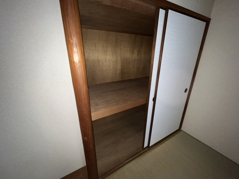 ロワイヤル北八代の物件内観写真