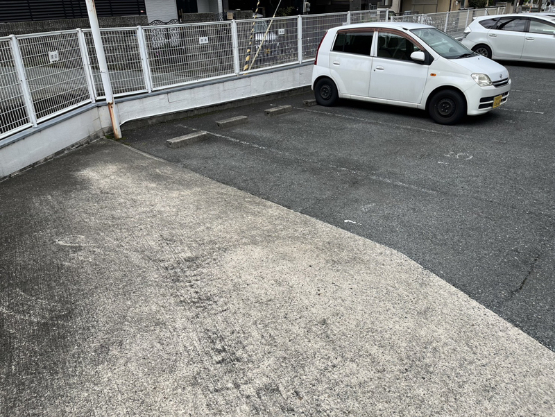 ロワイヤル北八代の物件外観写真