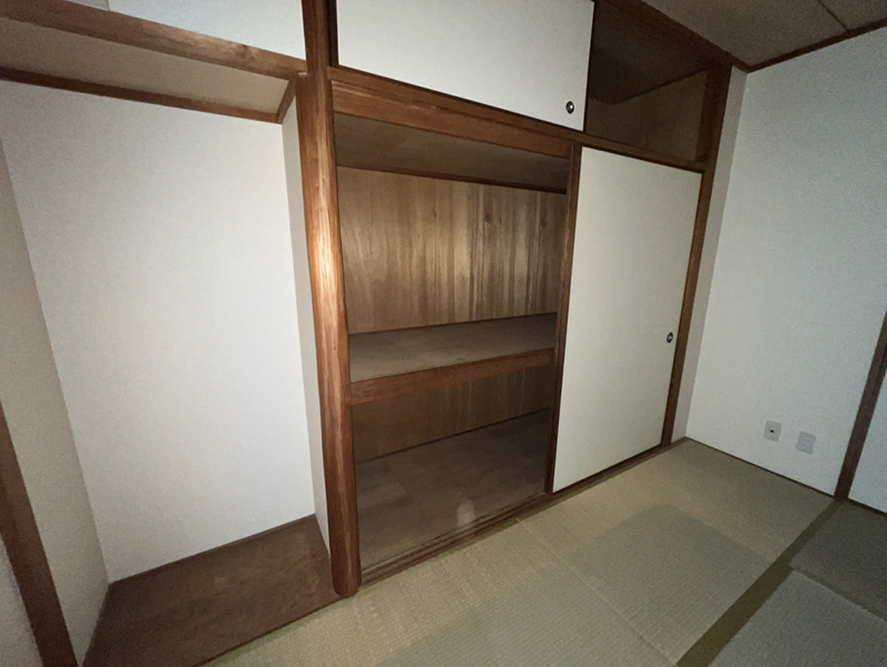 ロワイヤル北八代の物件内観写真