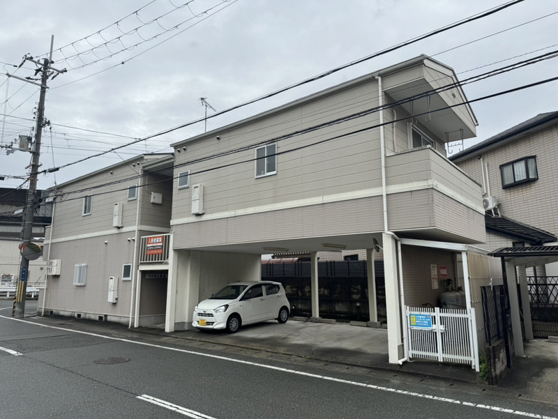 ハイネス花北の物件外観写真