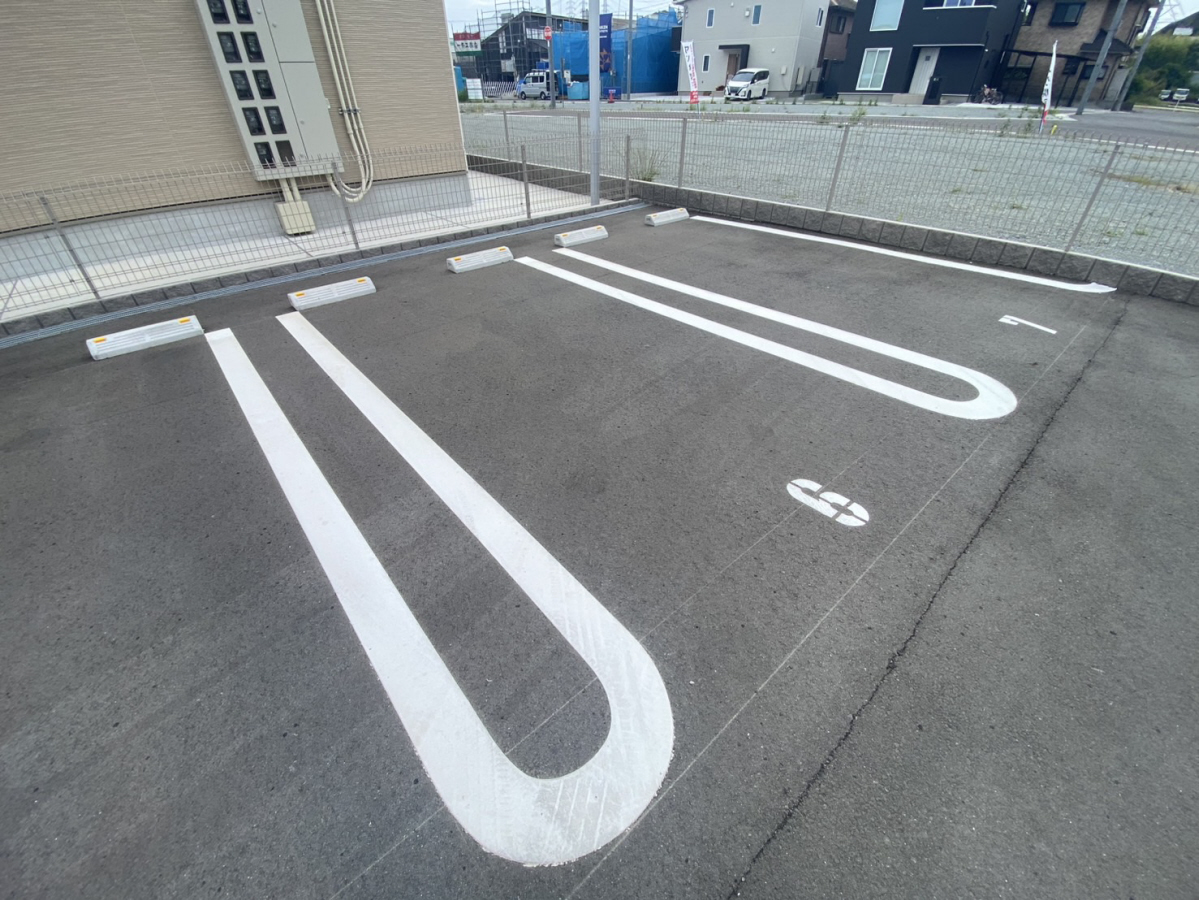 ライラックの物件外観写真