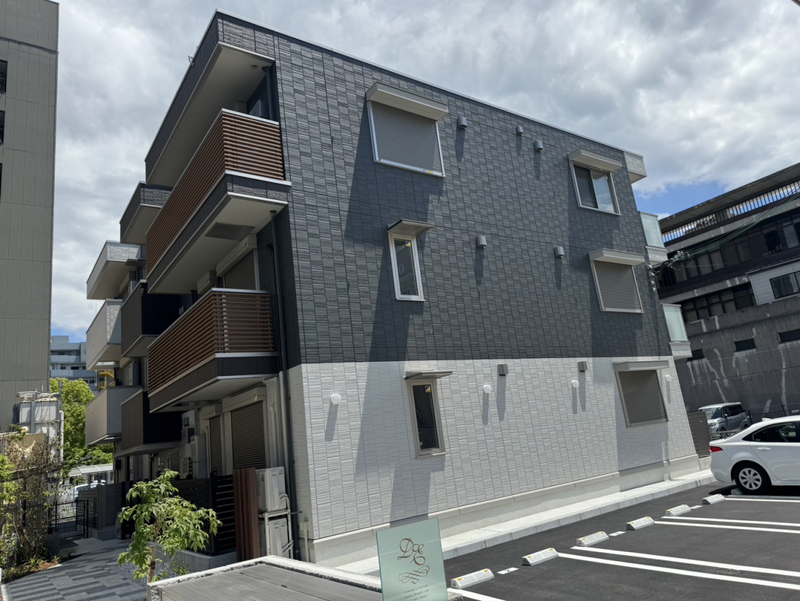 D‐PLACE駅南大路の物件外観写真