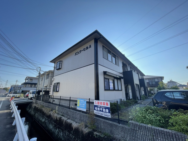 バンブーヒルの物件外観写真