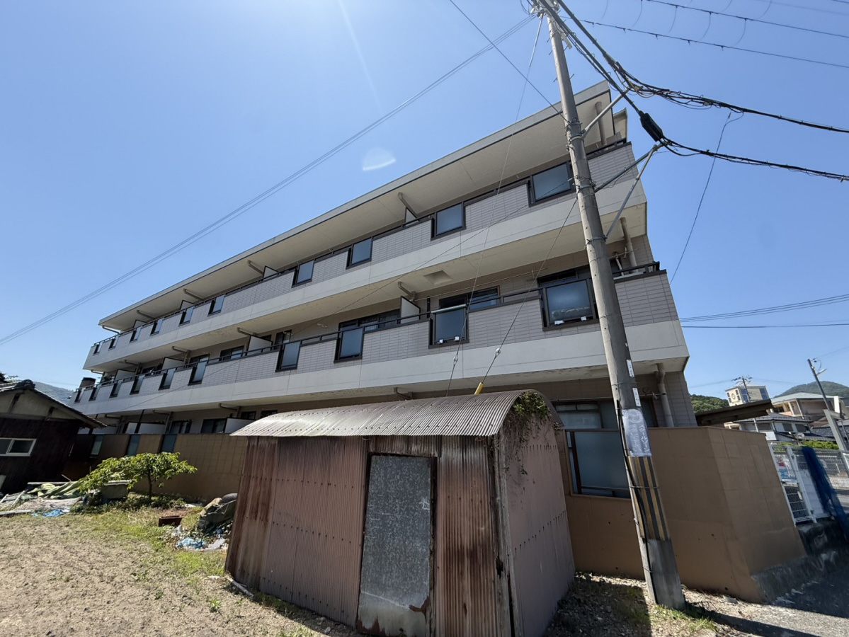 メゾン安富