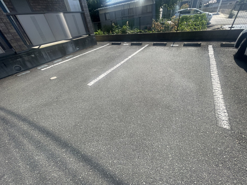 ロータスコートの物件外観写真
