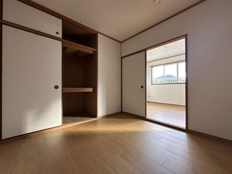 オアシスヤマナの物件内観写真