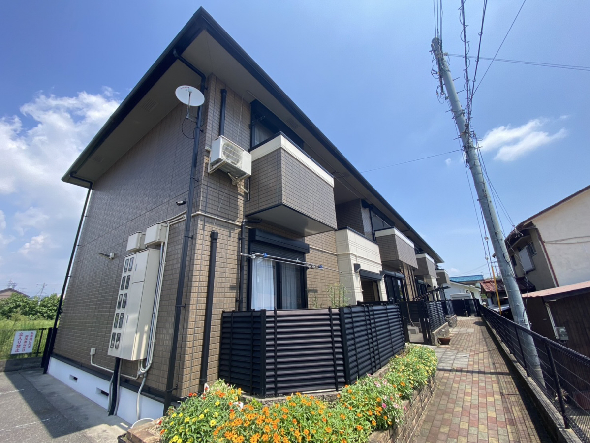 コンフォーレ今宿の物件外観写真