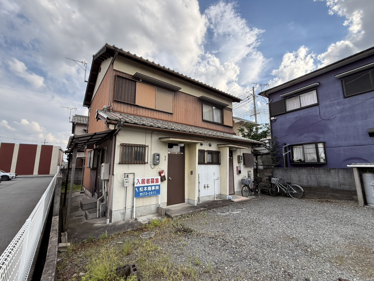 谷川貸家の物件外観写真