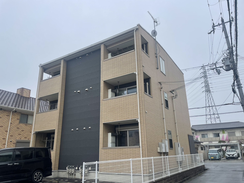 セシール　カツハラＢの物件外観写真
