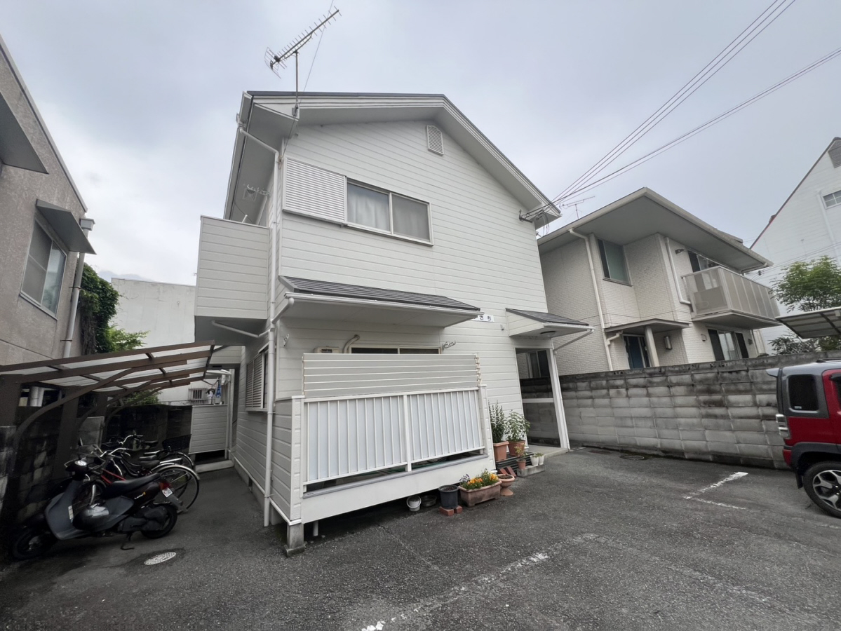 ハイツさちの物件外観写真