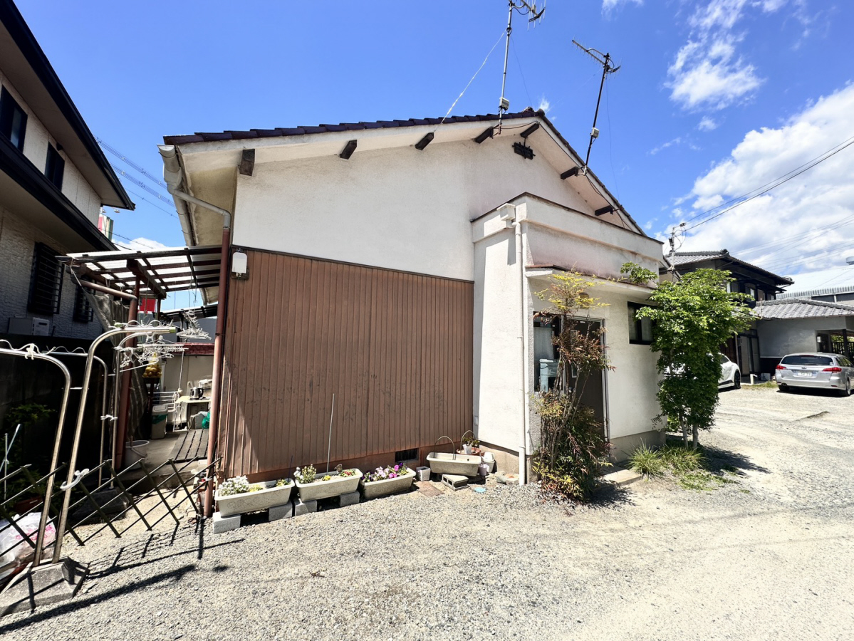 御立西四丁目加藤貸家の物件外観写真