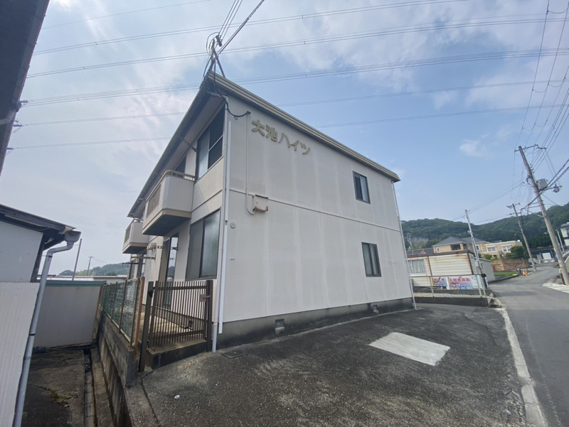 大池ハイツの物件外観写真