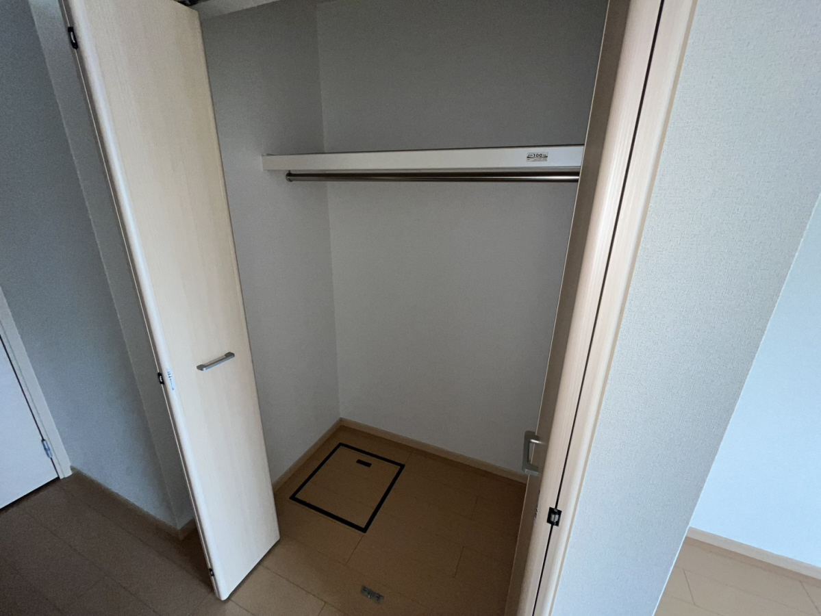 ワイズコンブリオⅤの物件内観写真
