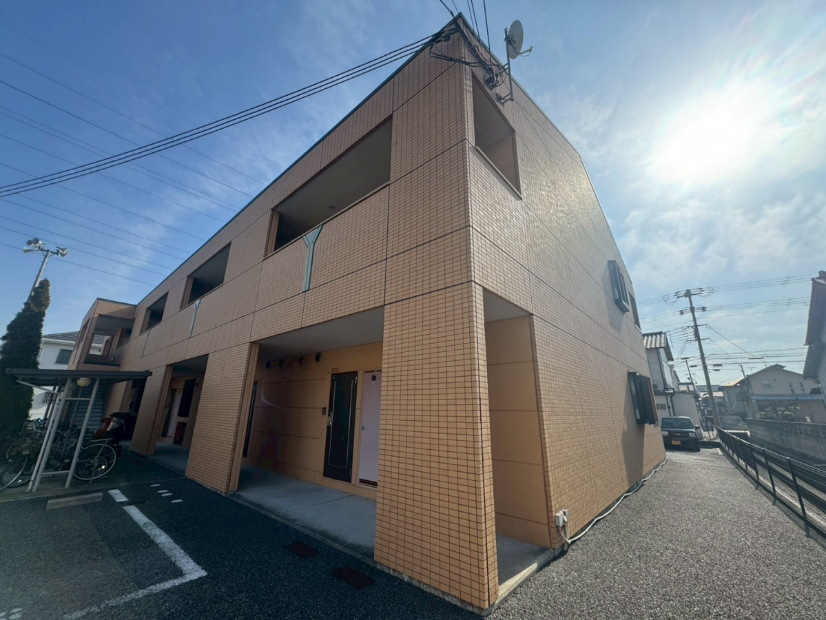 ストークコーポ大津茂の物件外観写真
