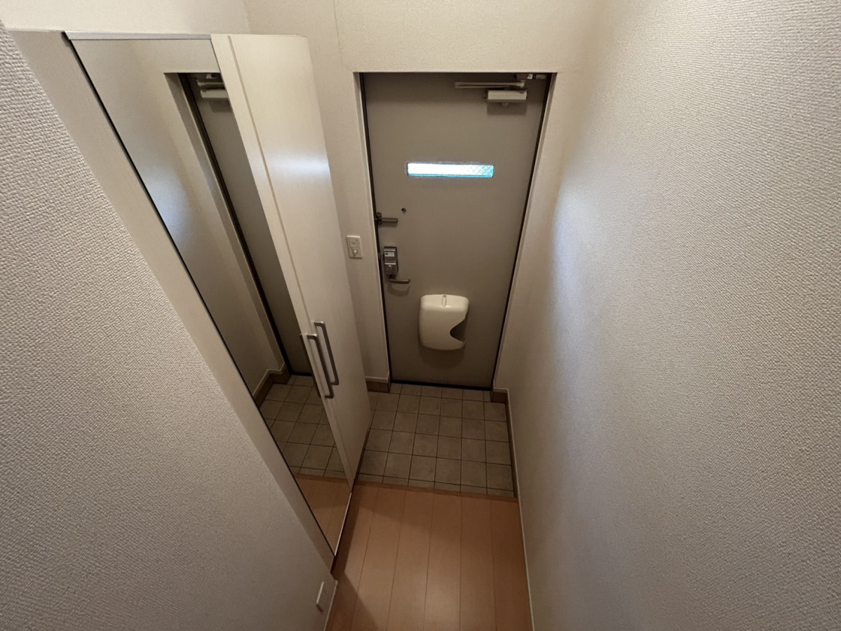 玄関 写真7