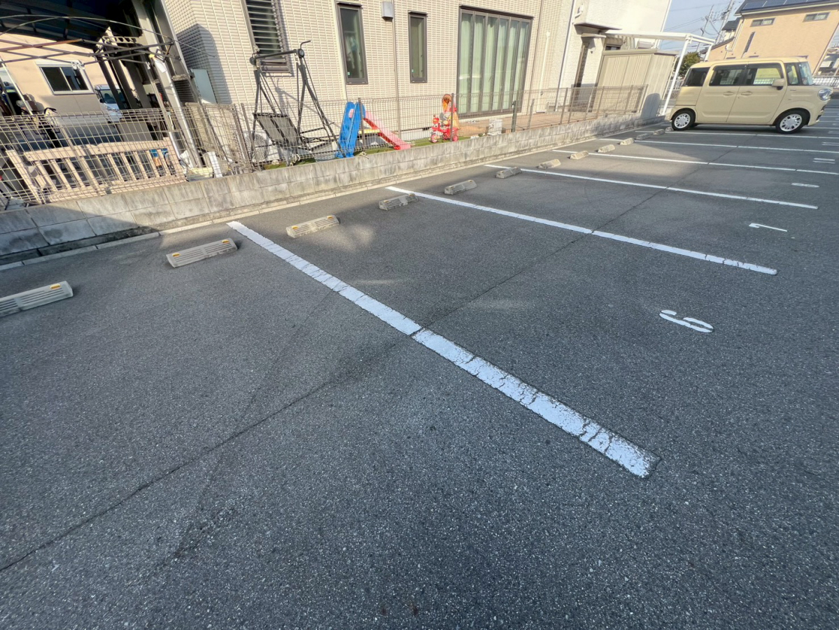 駐車場 写真10