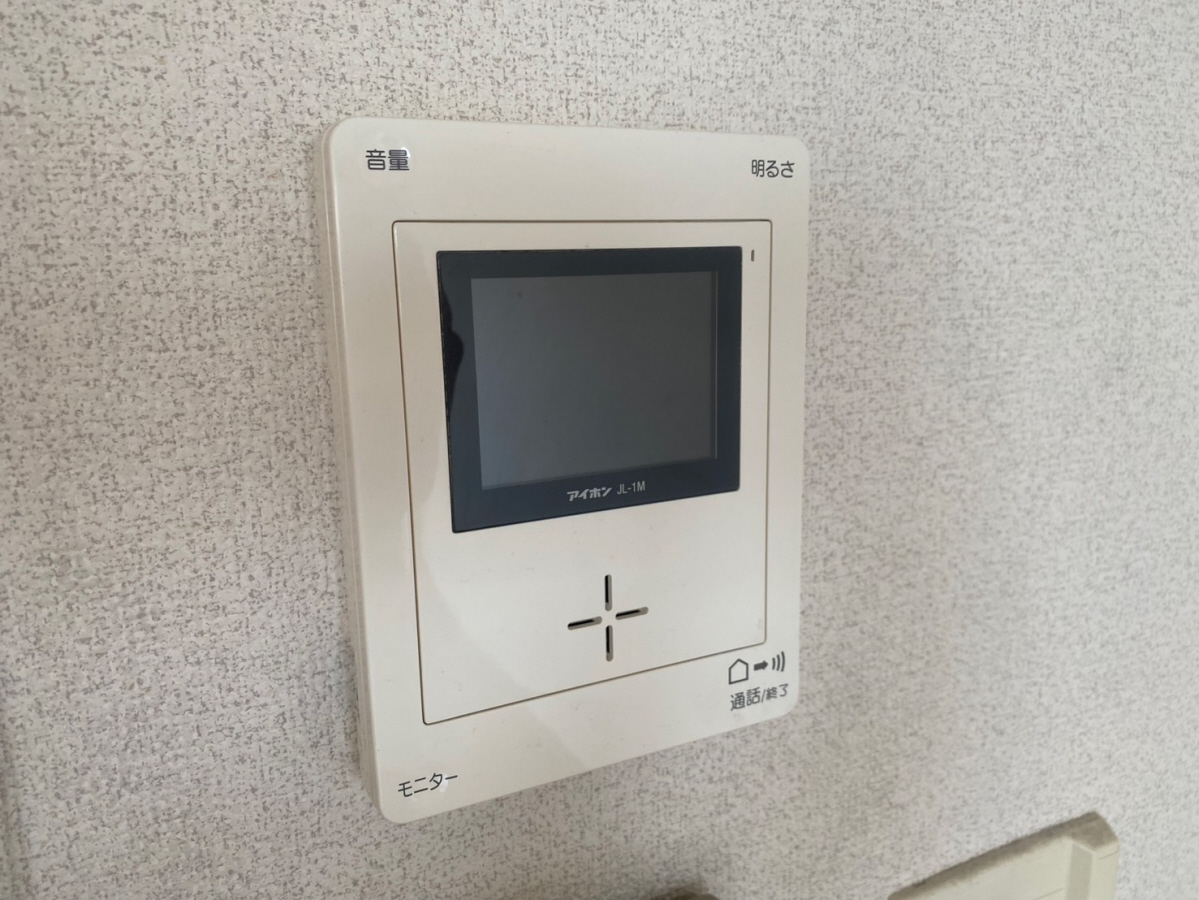 ロイヤルメゾン草上の物件内観写真